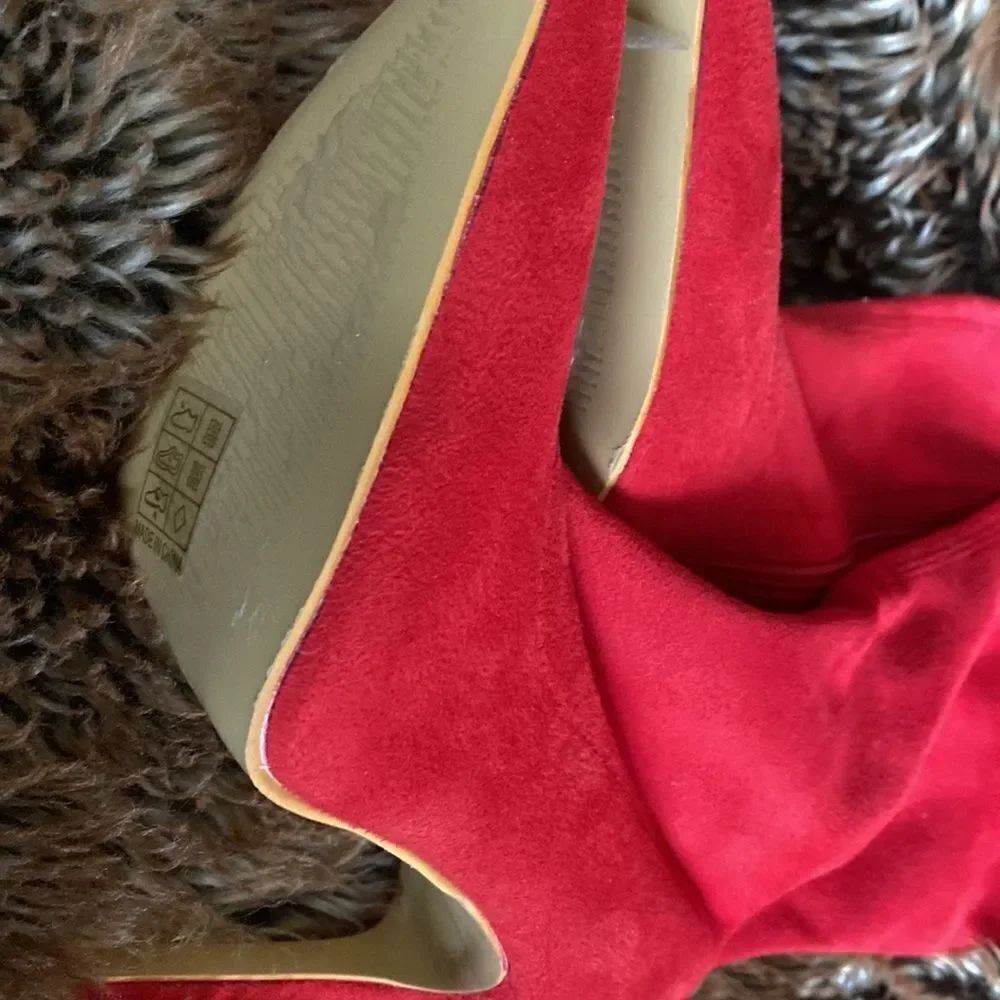 Sexy Red Velvet Boots womans 7 🔥 - Picture 6 of 7
